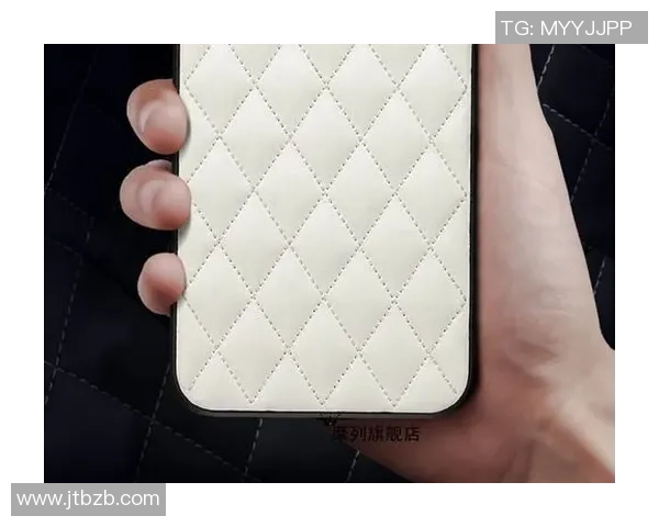 创意手绘足球明星手机壳设计让你的手机与众不同尽显个性魅力 创意手绘足球明星手机壳设计让你的手机与众不同尽显个性魅力