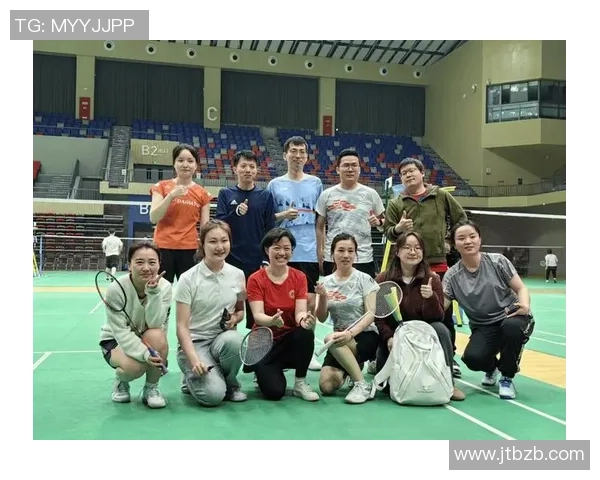 羽毛球的魅力:深入探索杭州羽毛球队的协作精神与团队默契 羽毛球的魅力:深入探索杭州羽毛球队的协作精神与团队默契